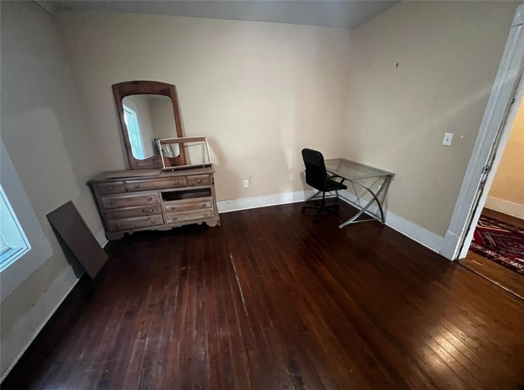 1059 Hampton Street - Photo 1