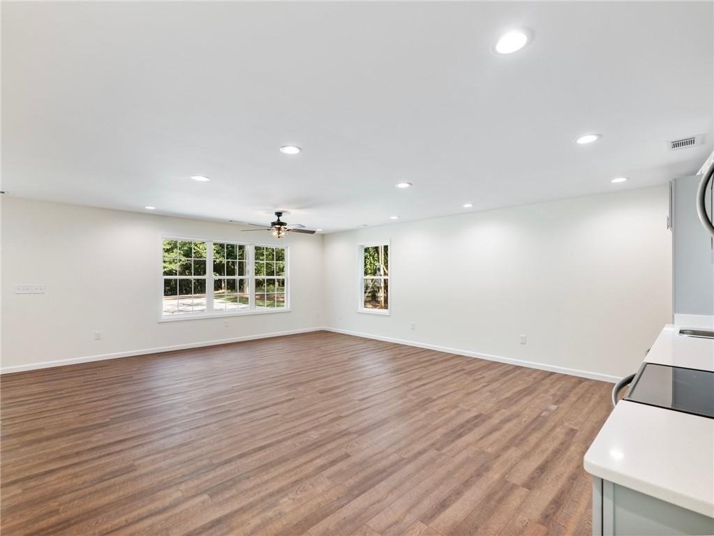 8079 Beachwood Drive - Photo 8