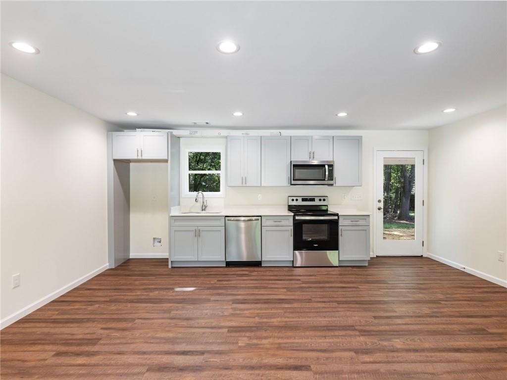 8079 Beachwood Drive - Photo 5