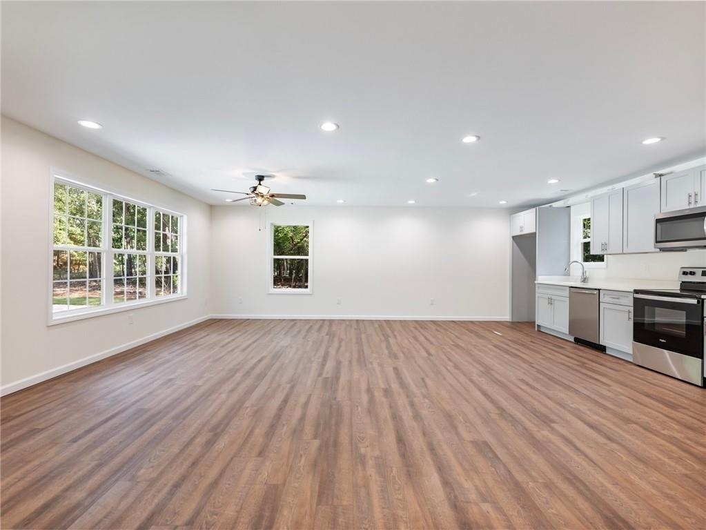 8079 Beachwood Drive - Photo 9