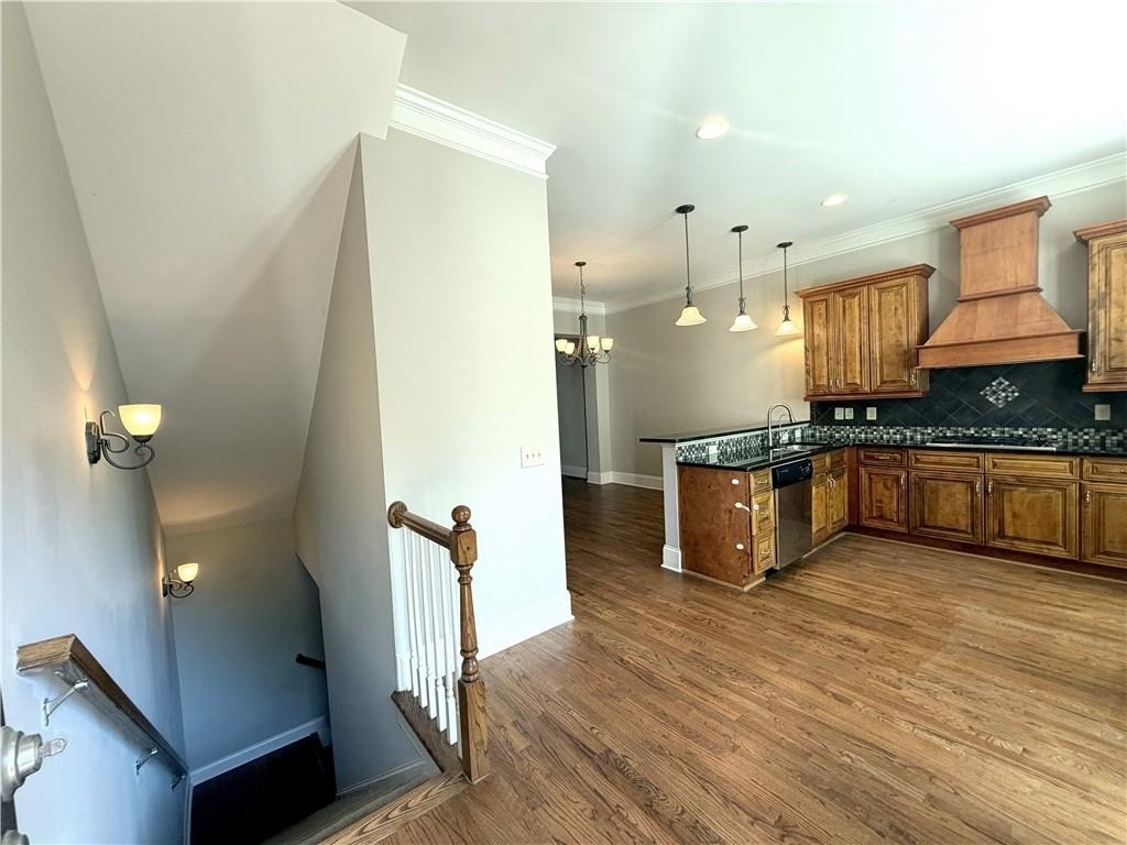 3026 Eltham Place - Photo 3