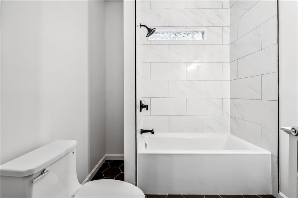 976 Hall Place Nw - Photo 32