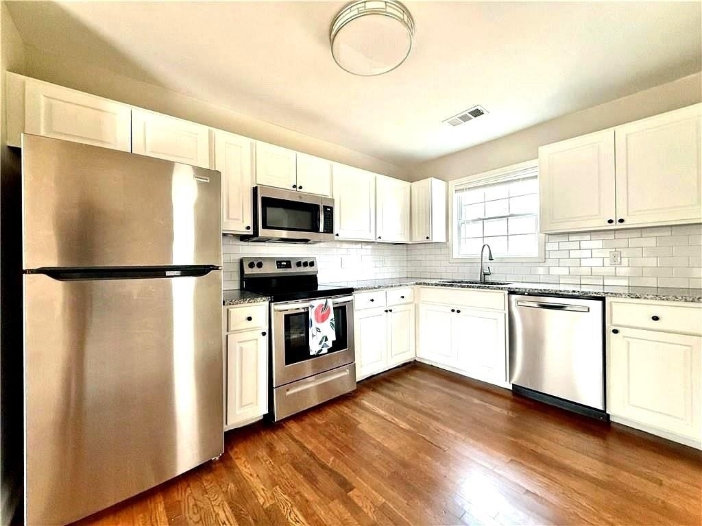 1449 Lynford Drive Sw - Photo 2
