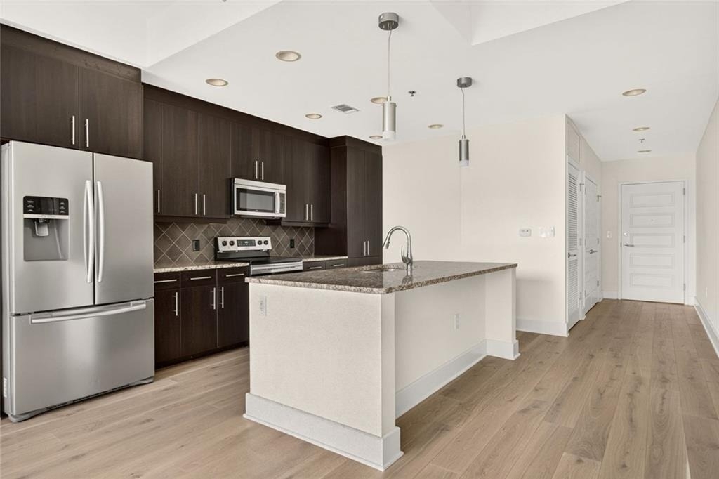 1080 Peachtree Street Ne - Photo 24