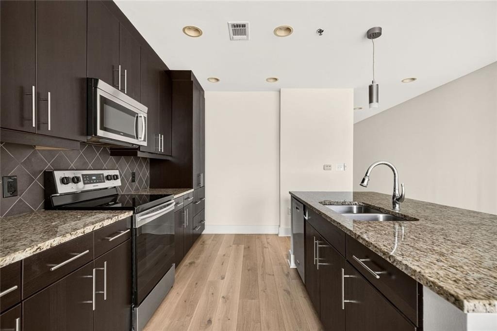 1080 Peachtree Street Ne - Photo 8