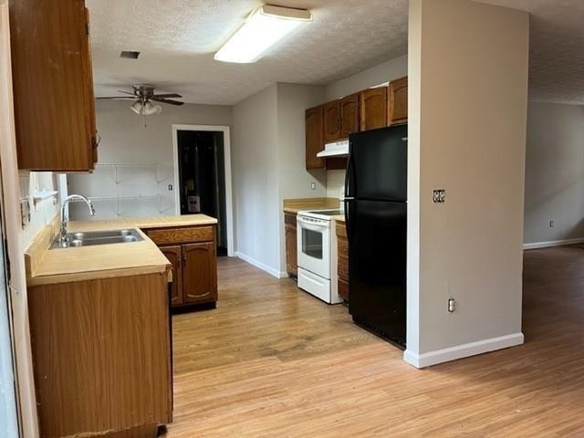 818 Greenhedge Drive - Photo 7