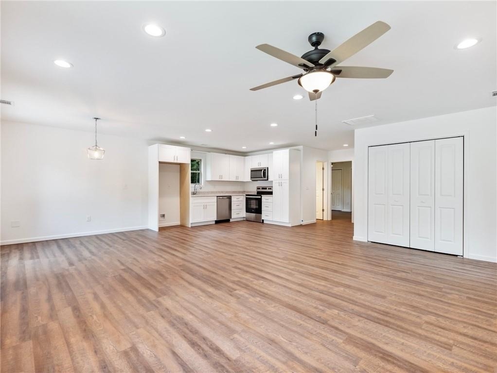 8083 Beachwood Drive - Photo 4