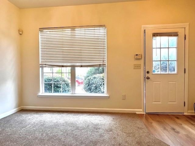 895 Redwood Drive - Photo 2