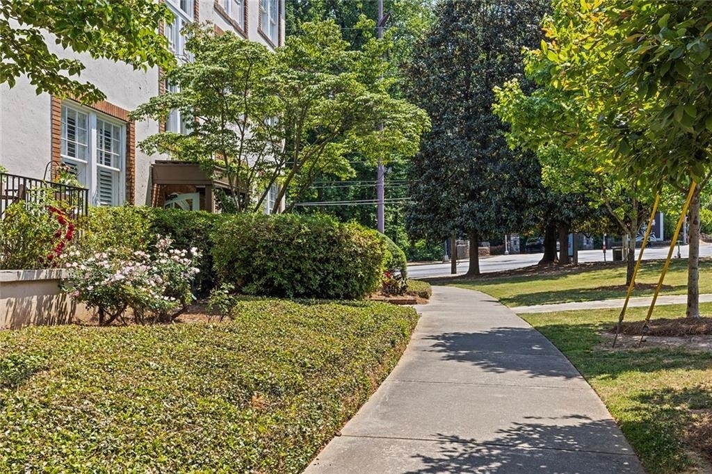 7 Park Lane Ne - Photo 1