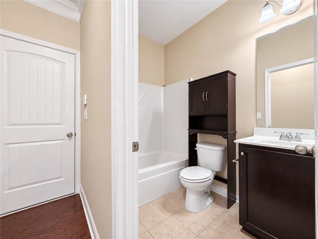 4025 Hunters Walk Way - Photo 15