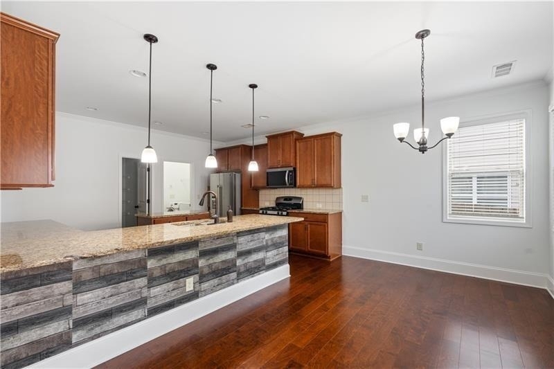 2080 Redbarn Court - Photo 11