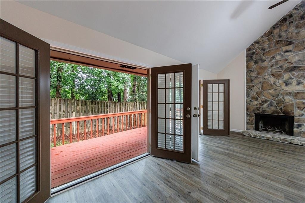 1248 Falling Water Drive Se - Photo 14