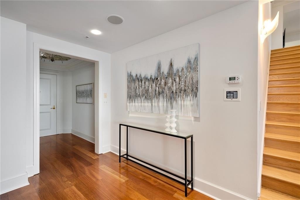 75 14th Street Ne - Photo 2