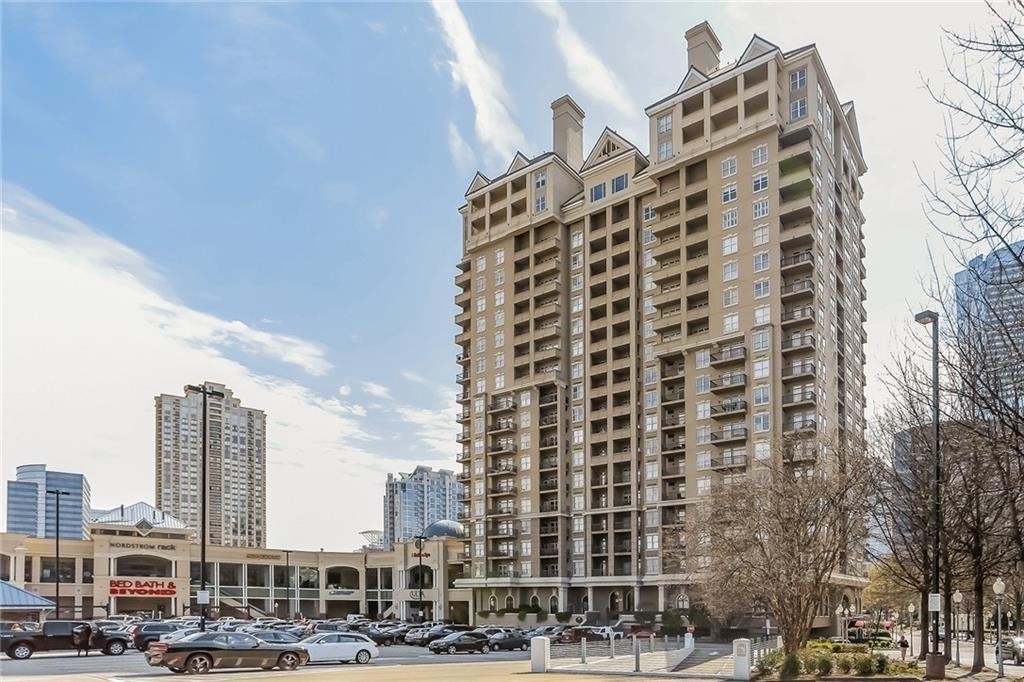 3334 Peachtree Road Ne - Photo 0