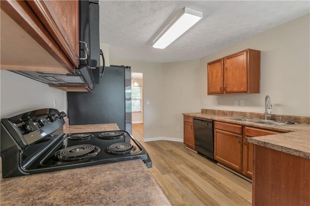 3168 Meadow Point Drive - Photo 6