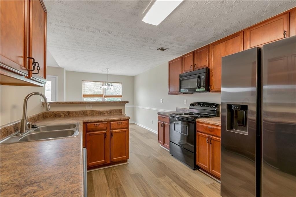 3168 Meadow Point Drive - Photo 7