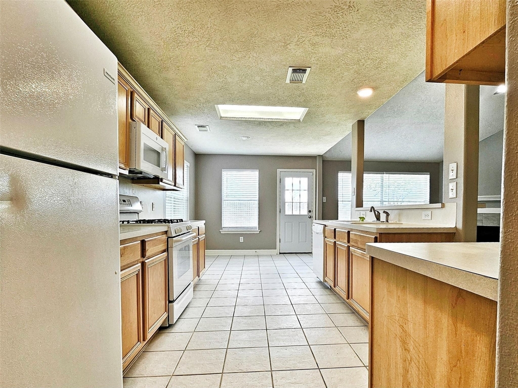 20503 Hidden Point Lane - Photo 3