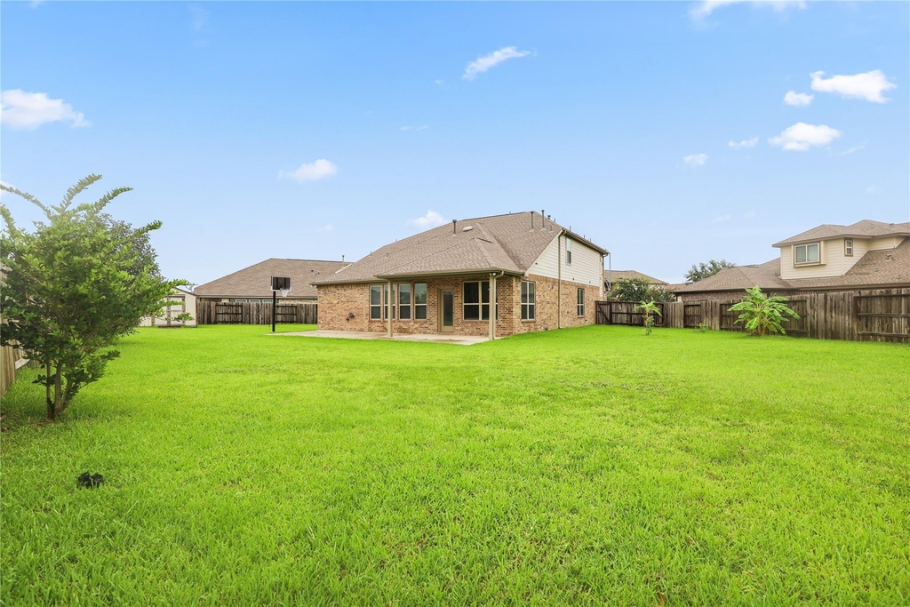 8903 Lost Castle Way - Photo 32