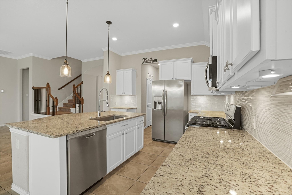 8903 Lost Castle Way - Photo 5