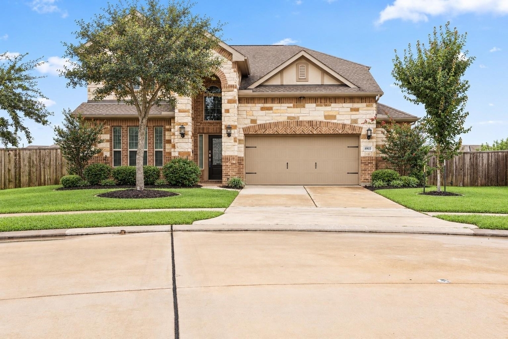 8903 Lost Castle Way - Photo 0