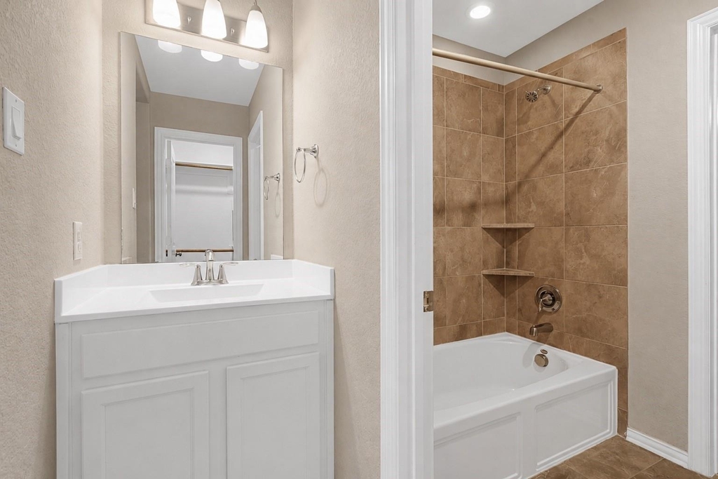 8903 Lost Castle Way - Photo 22