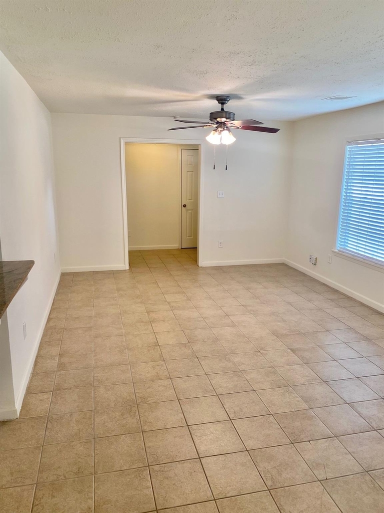 512 Wilmington Drive - Photo 3