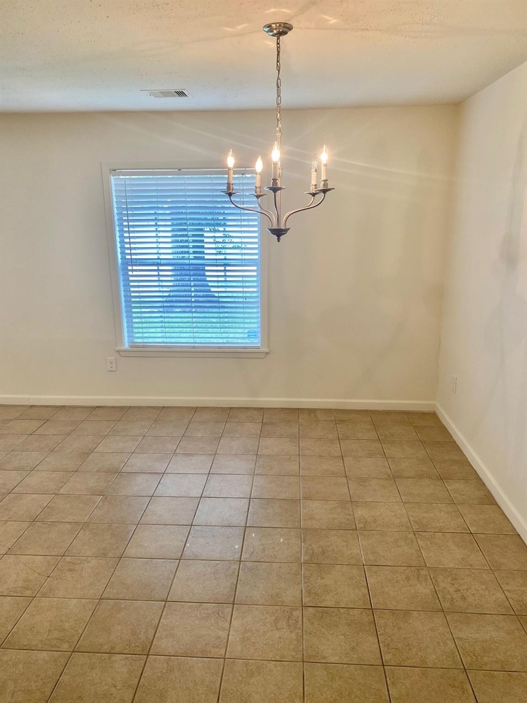 512 Wilmington Drive - Photo 4