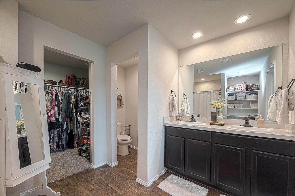 21501 Rustic Elm Dr - Photo 10
