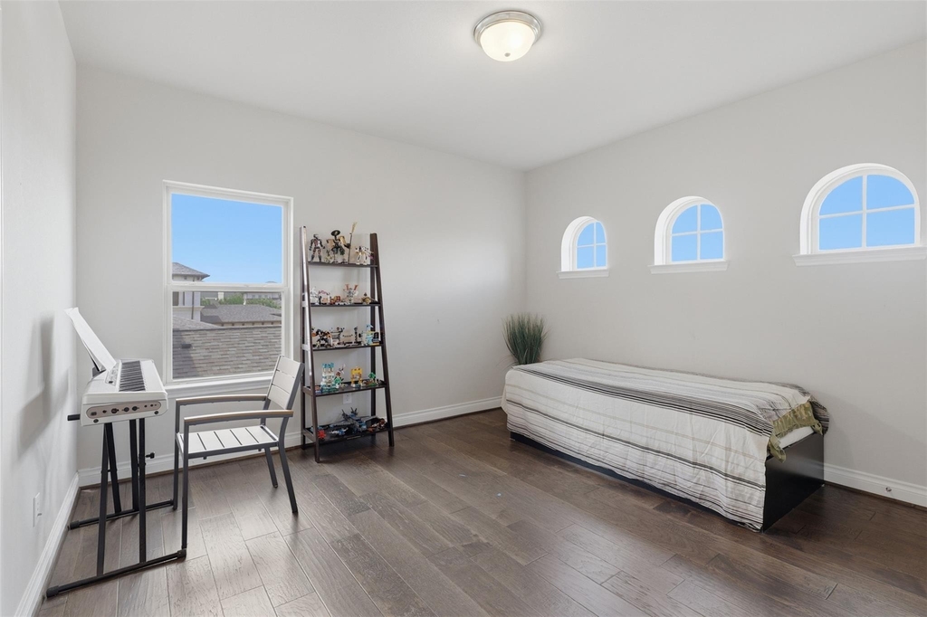 11218 Oudney Court - Photo 32