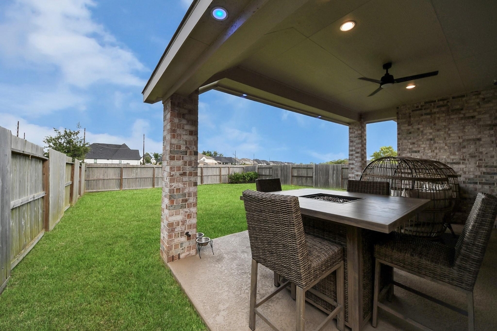 1711 Rustling Creek Drive - Photo 33