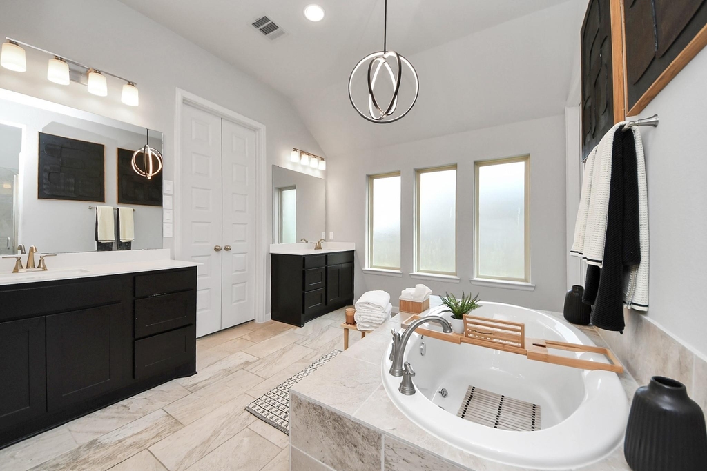 1711 Rustling Creek Drive - Photo 19