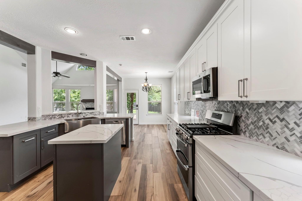 2 Granite Path Place - Photo 0