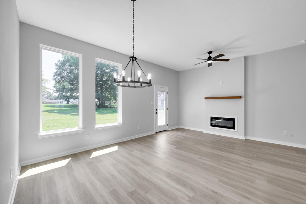 14833 Spica Court - Photo 18