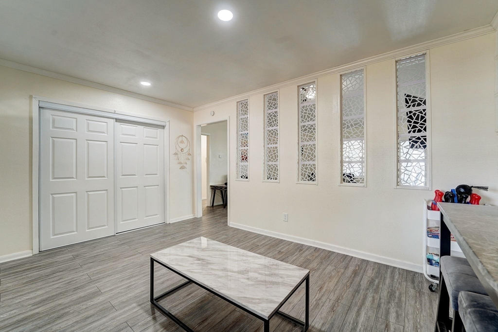 8851 Alcott - Photo 4