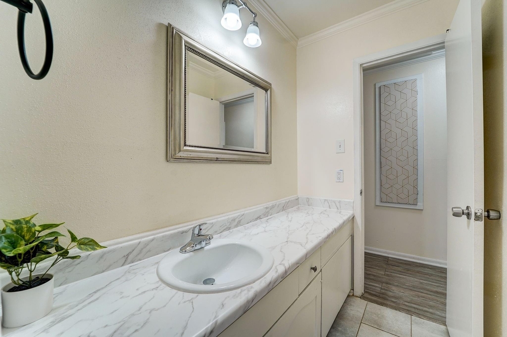 8851 Alcott - Photo 20