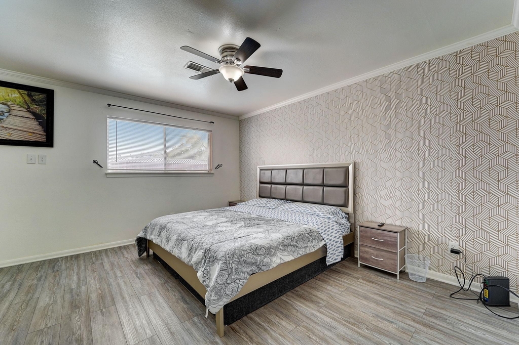 8851 Alcott - Photo 13