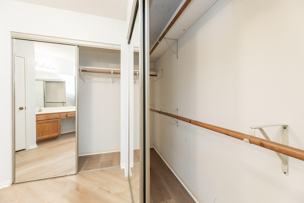 6818 Brockington Drive - Photo 24