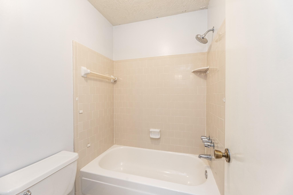 6818 Brockington Drive - Photo 29