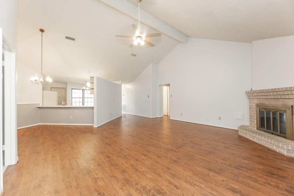 6818 Brockington Drive - Photo 7