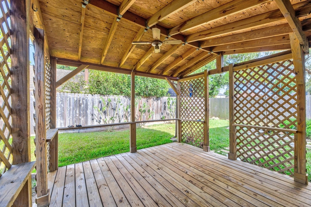 6818 Brockington Drive - Photo 33
