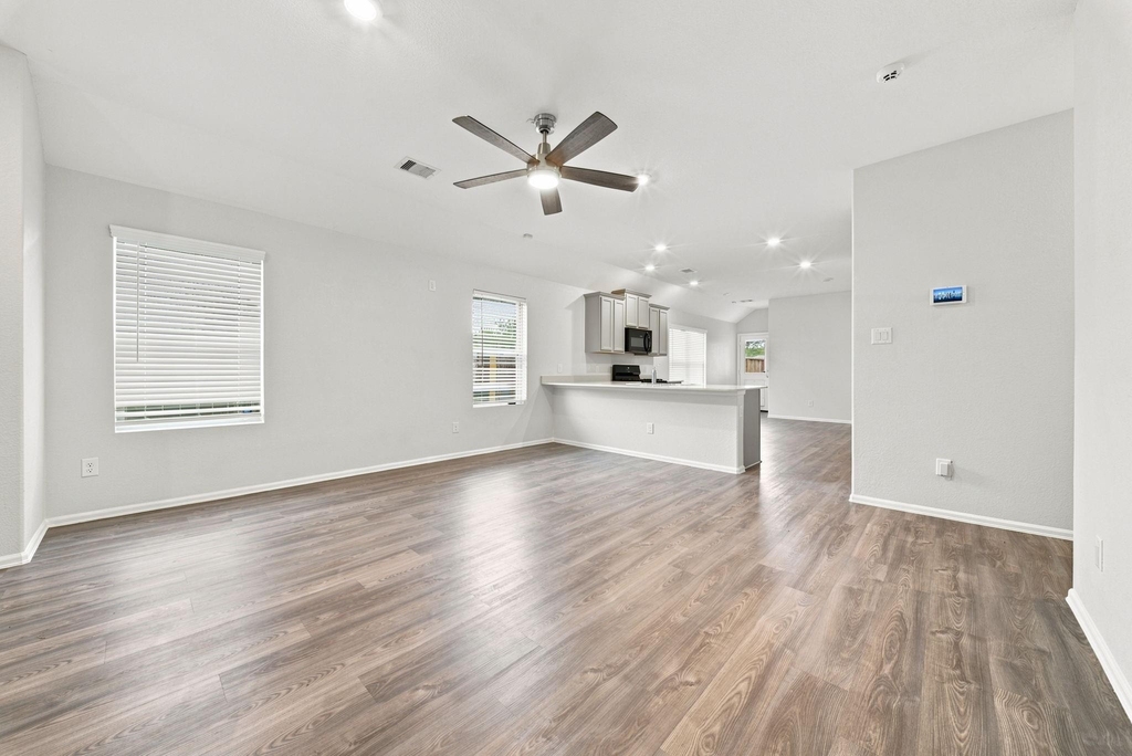 19114 Sangro Drive - Photo 7