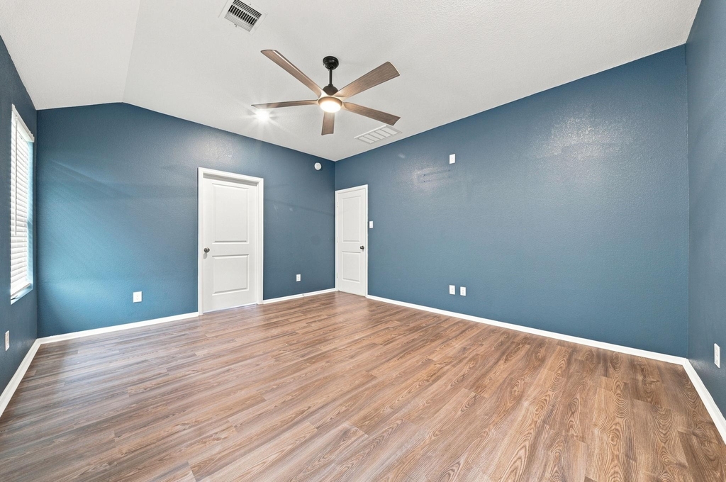 19114 Sangro Drive - Photo 13