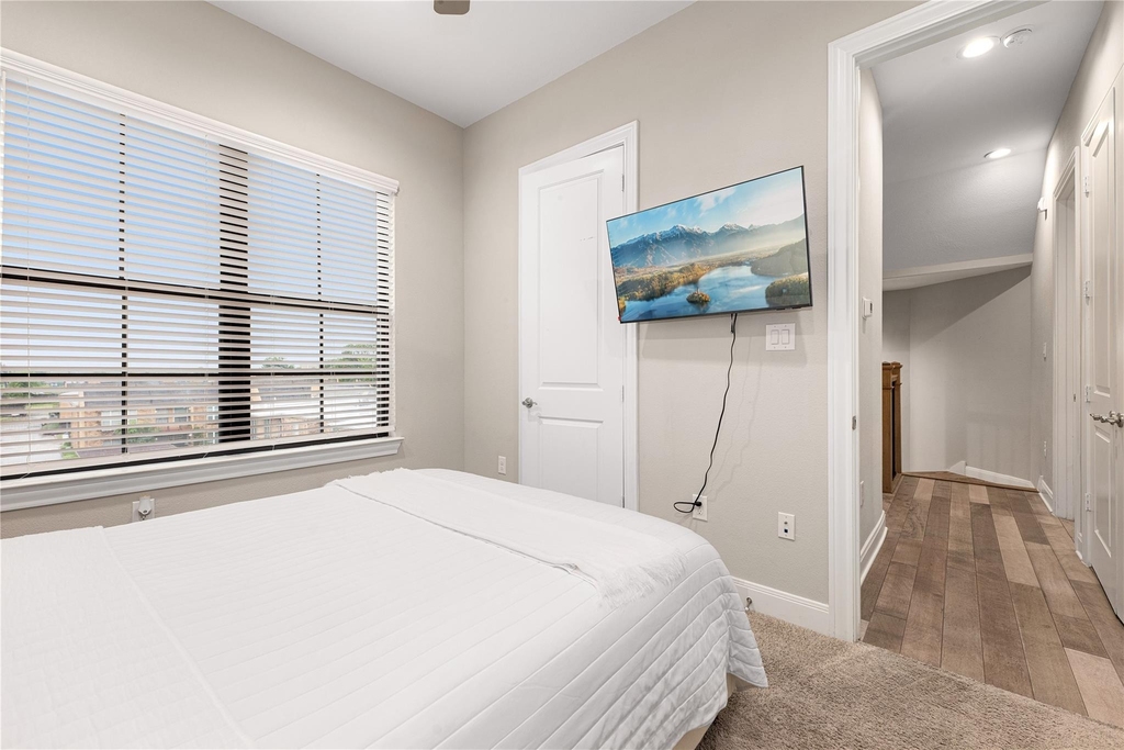 3334 Beverly Forest Drive - Photo 4