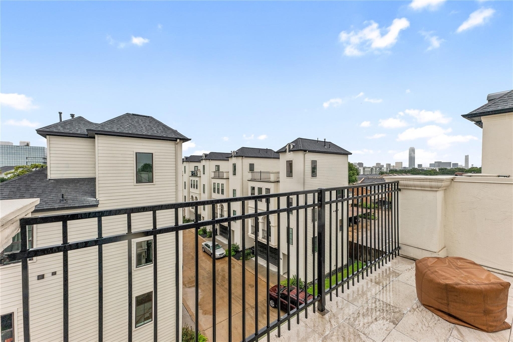 3334 Beverly Forest Drive - Photo 1