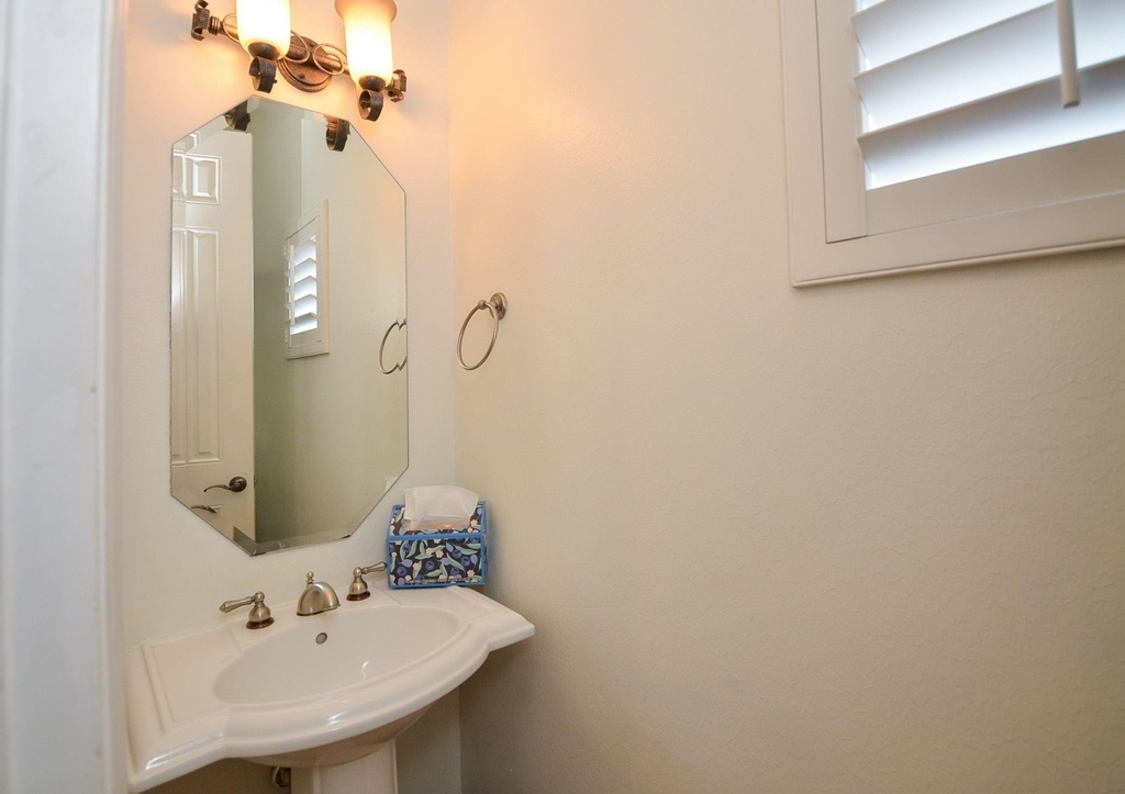 4609 Floyd Street - Photo 16