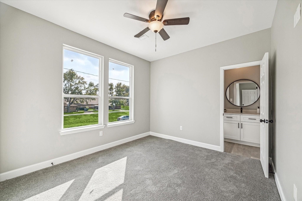 765 Enterprise B Street - Photo 12