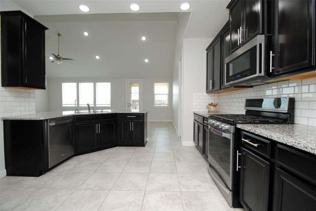 8834 Arch Rock Drive - Photo 10