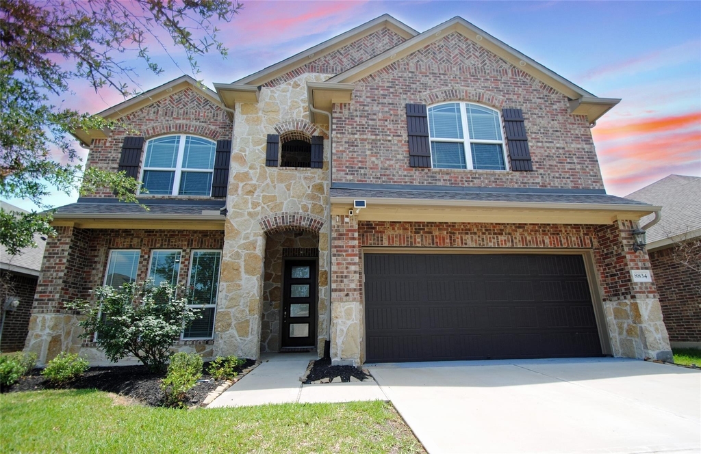 8834 Arch Rock Drive - Photo 1