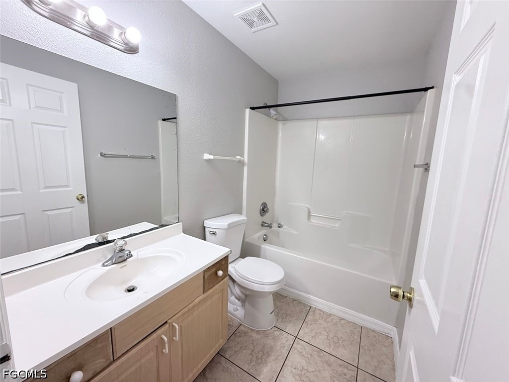 208 Hightower Avenue S - Photo 5