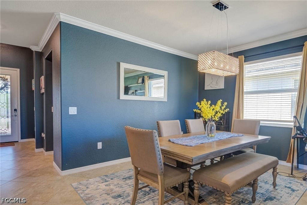 3652 E Hampton Circle - Photo 6